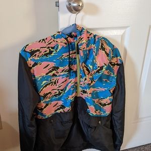 Size large windbreaker